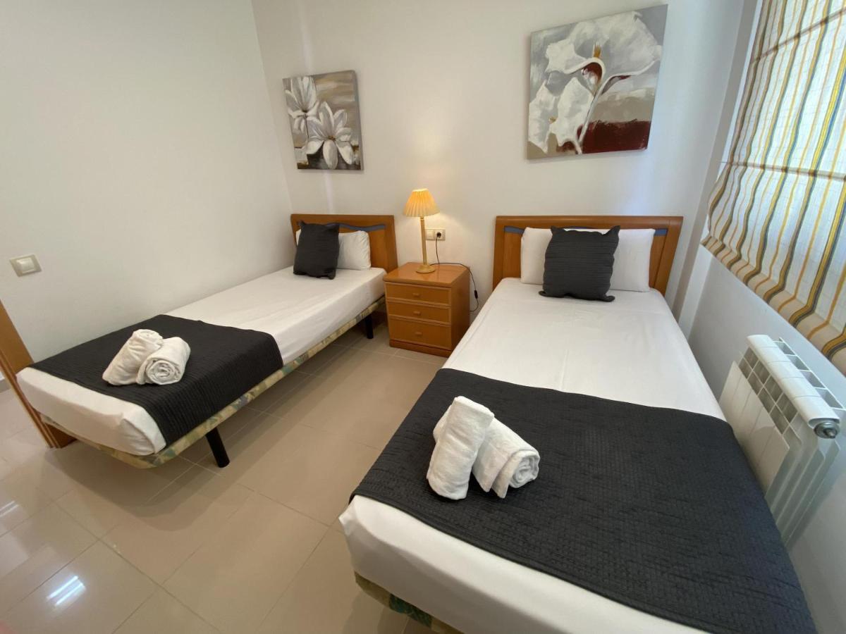 For A Stay Les Ones Salou Bagian luar foto