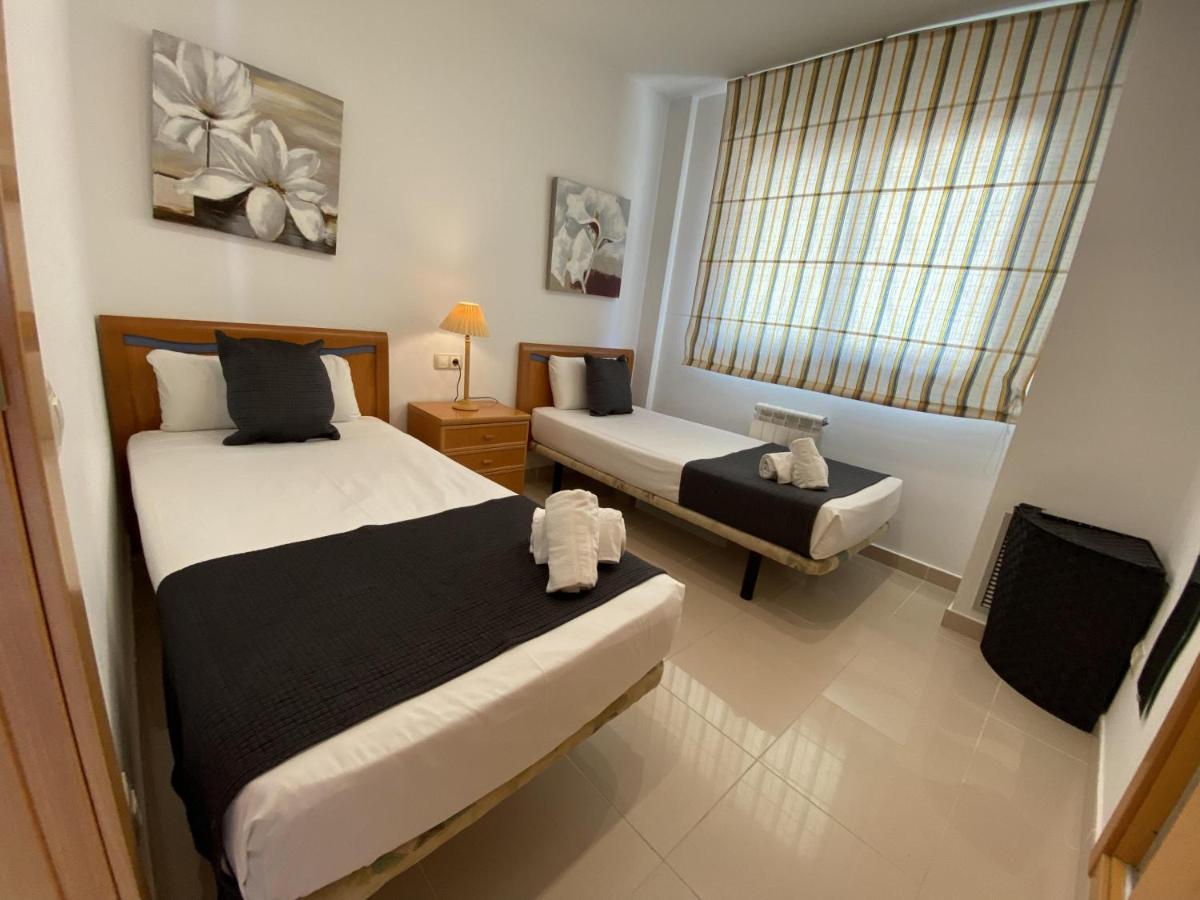 For A Stay Les Ones Salou Bagian luar foto
